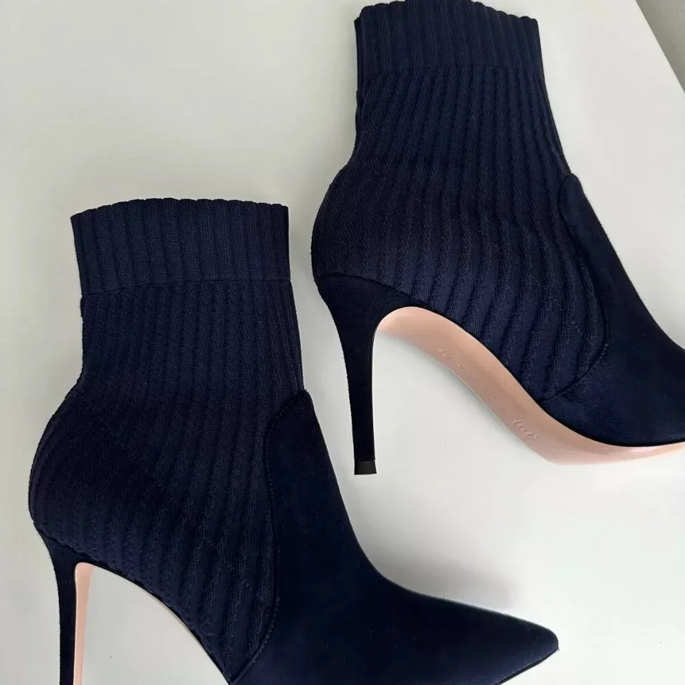 Women's NEW GIANVITO ROSSI Navy Suede Stretch Ribbed Ankle Booties Size 8.5